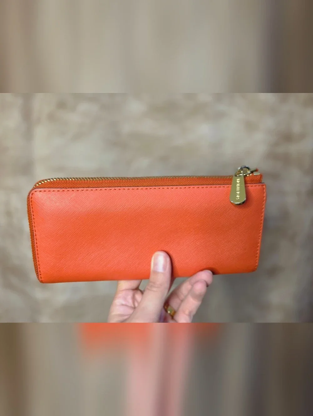 Michael Kors Jet Set Travel Zip Around Wallet – Orange Saffiano Leather